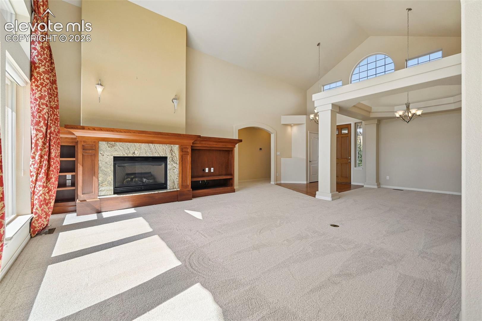 1825 Bridle Oaks Lane