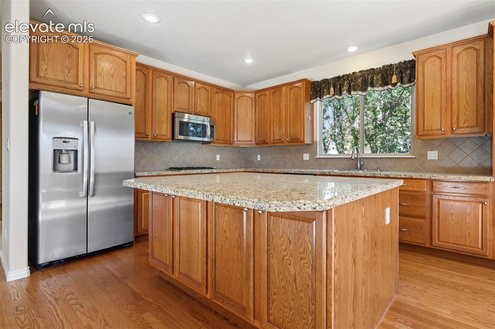1825 Bridle Oaks Lane