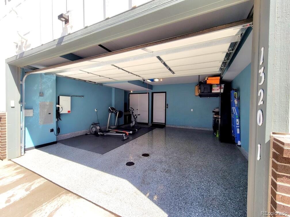 1320 Hoyt Street Unit: 1