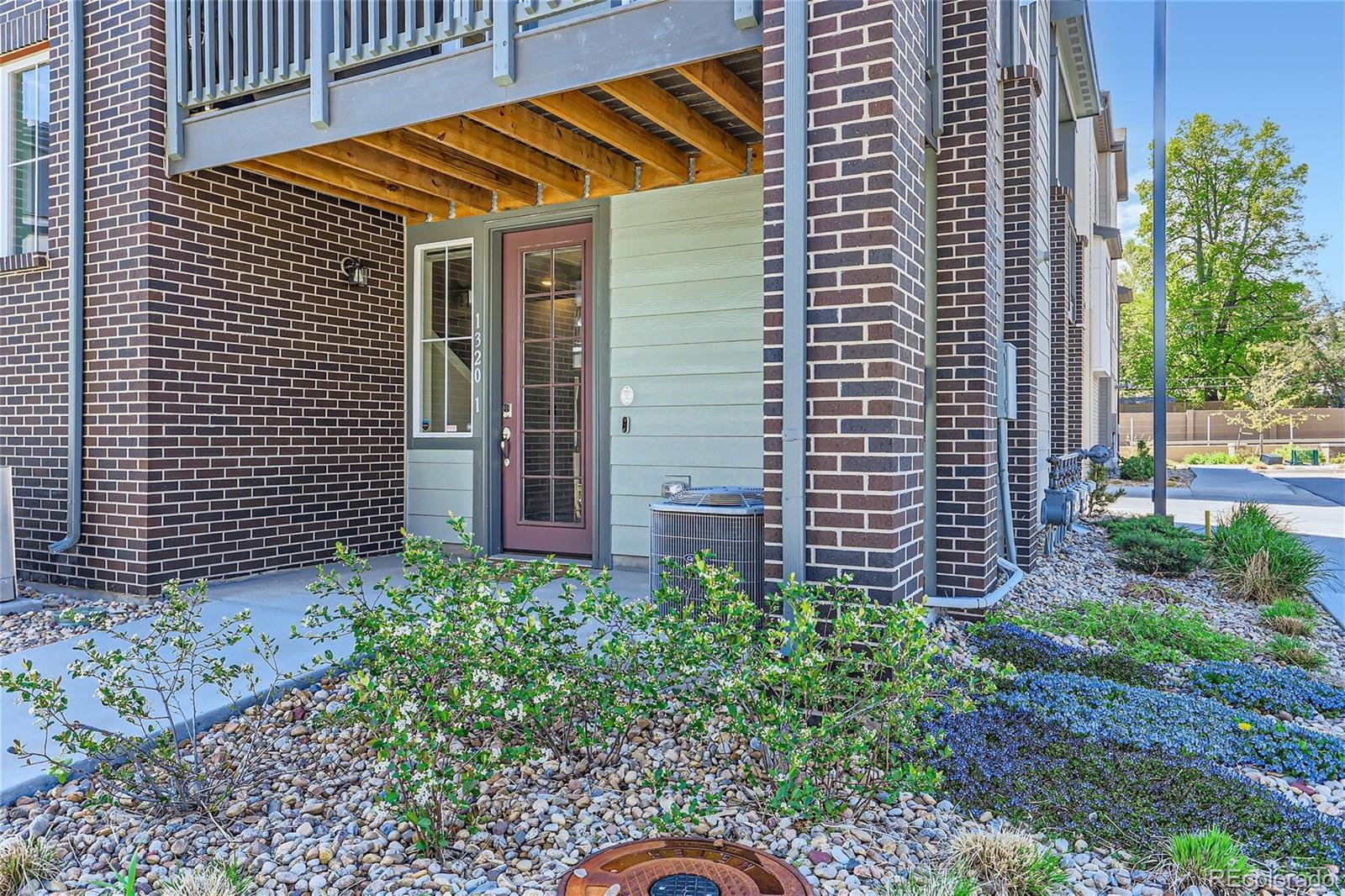 1320 Hoyt Street Unit: 1