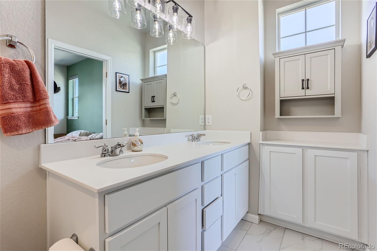 1320 Hoyt Street Unit: 1