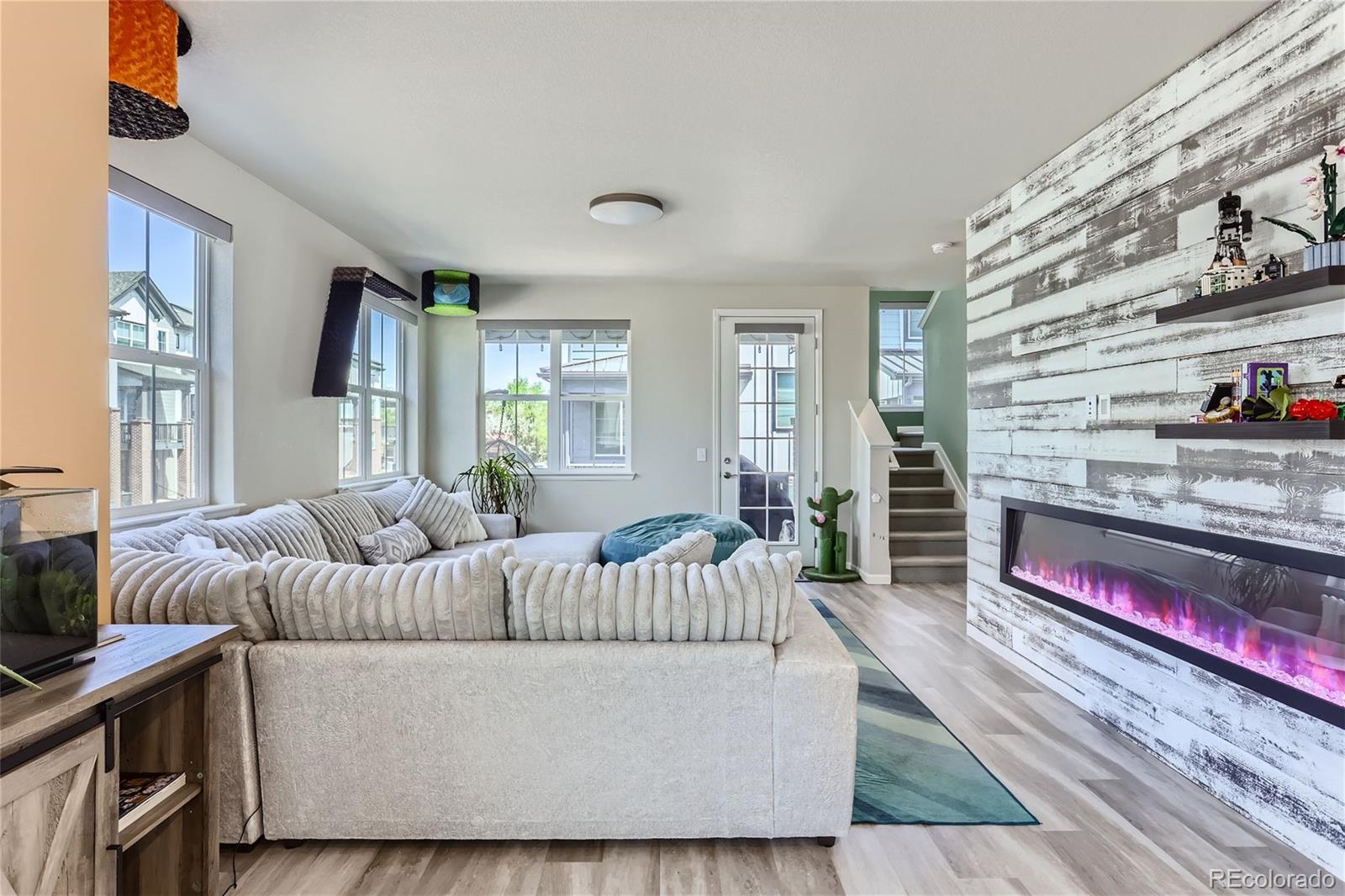 1320 Hoyt Street Unit: 1