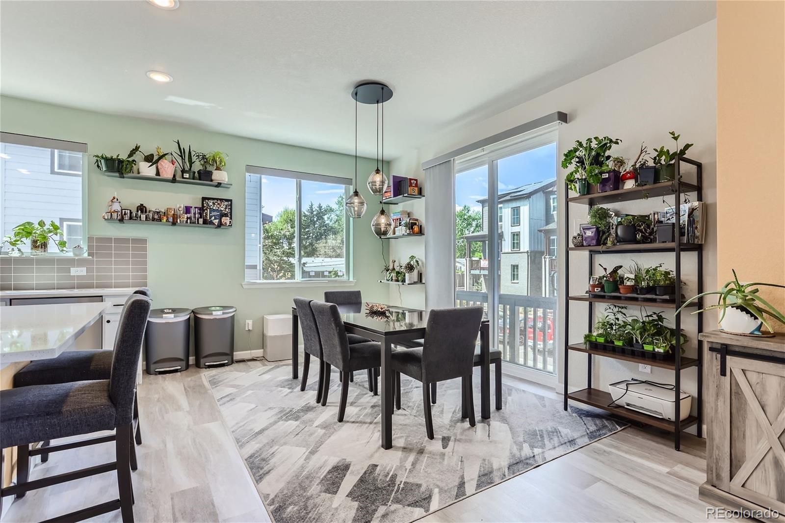 1320 Hoyt Street Unit: 1