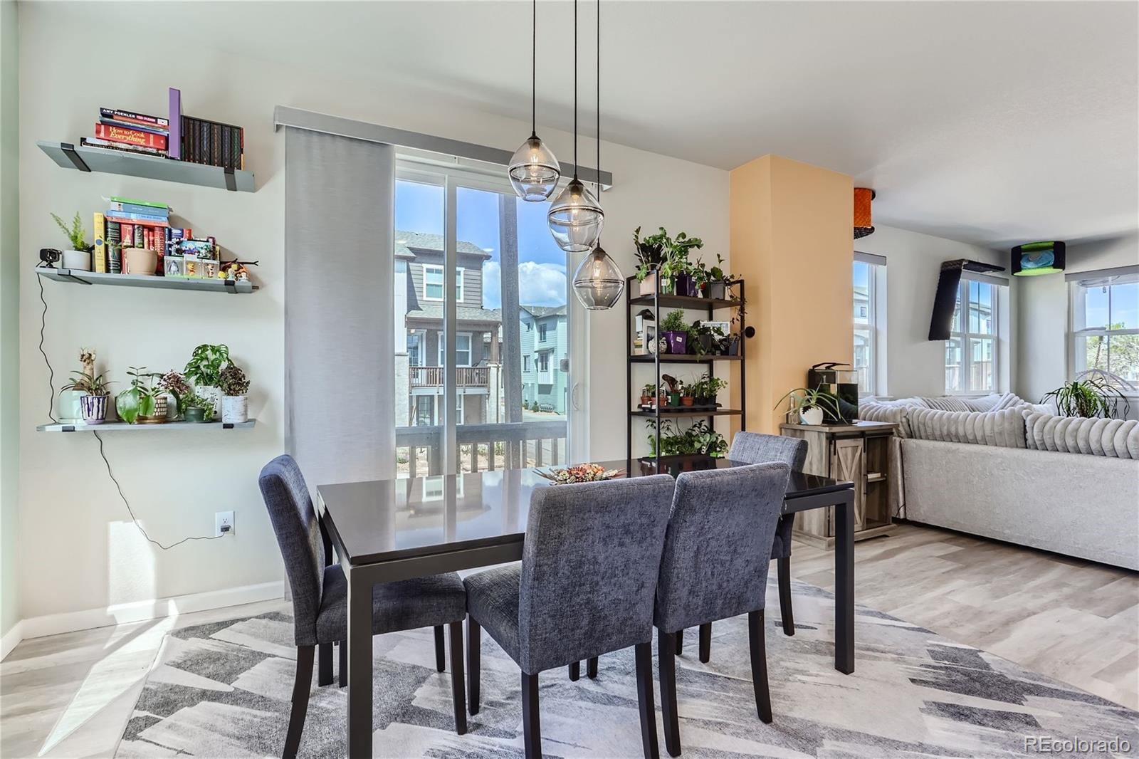 1320 Hoyt Street Unit: 1