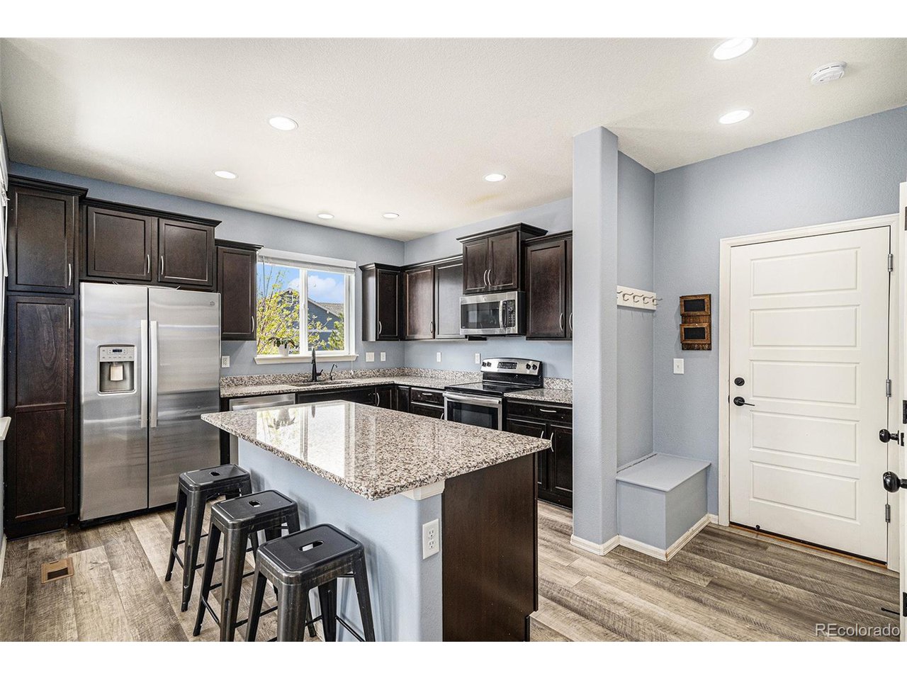 2516 Mountain Sky Dr