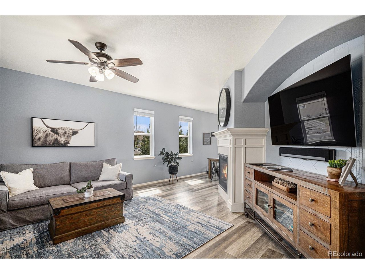 2516 Mountain Sky Dr