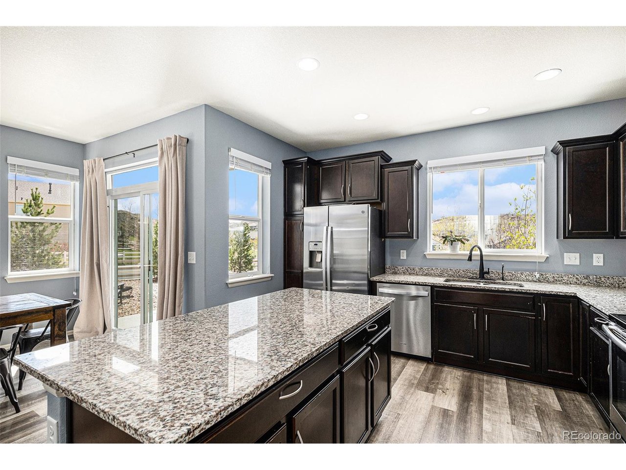 2516 Mountain Sky Dr