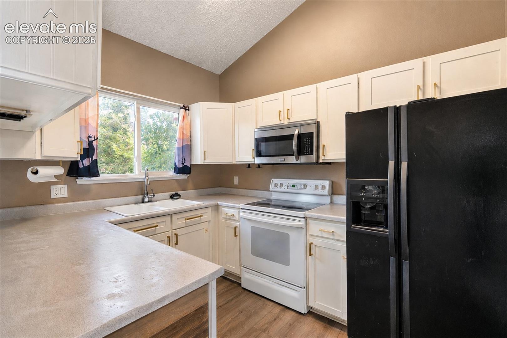 8550 Salsifa Terrace
