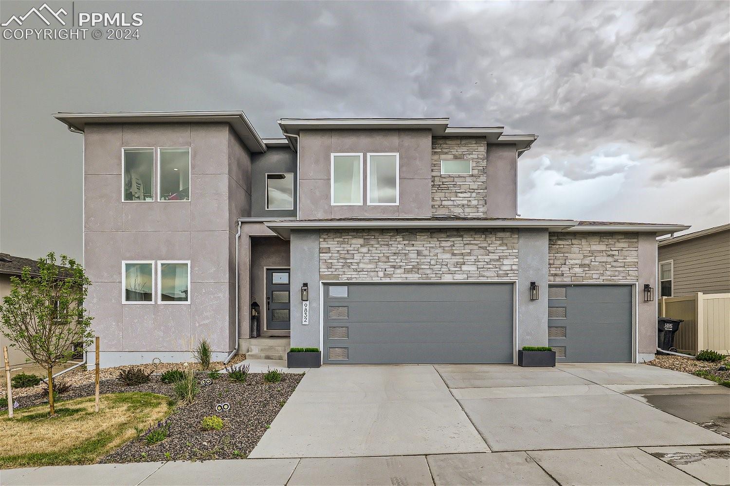 9832 Marble Canyon Way