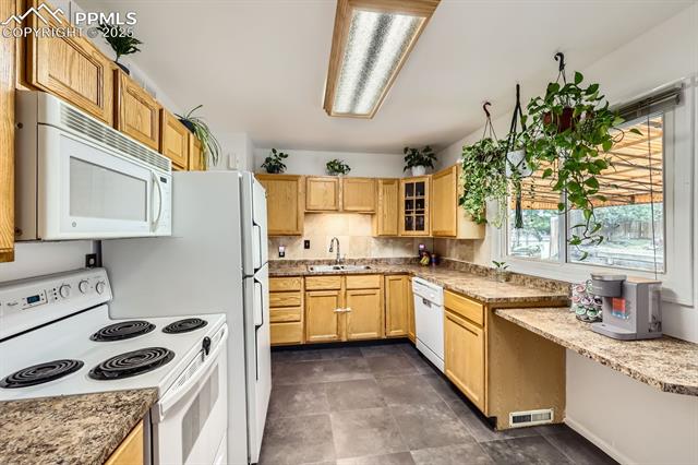 2227 Farragut Avenue