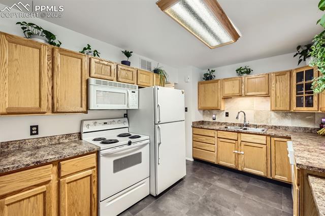 2227 Farragut Avenue