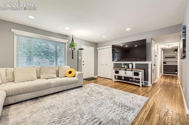 2227 Farragut Avenue