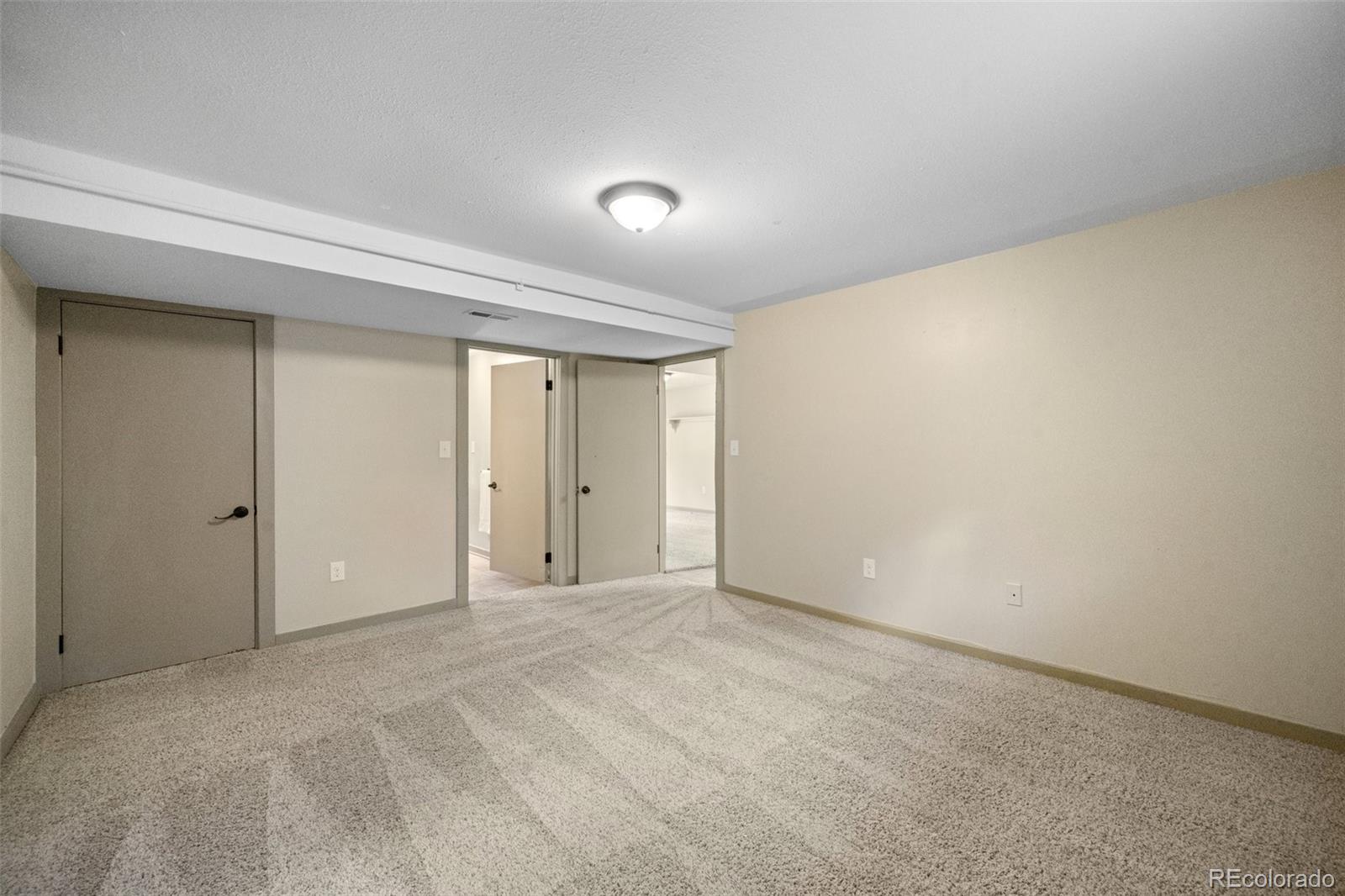 6901 Hillridge Place