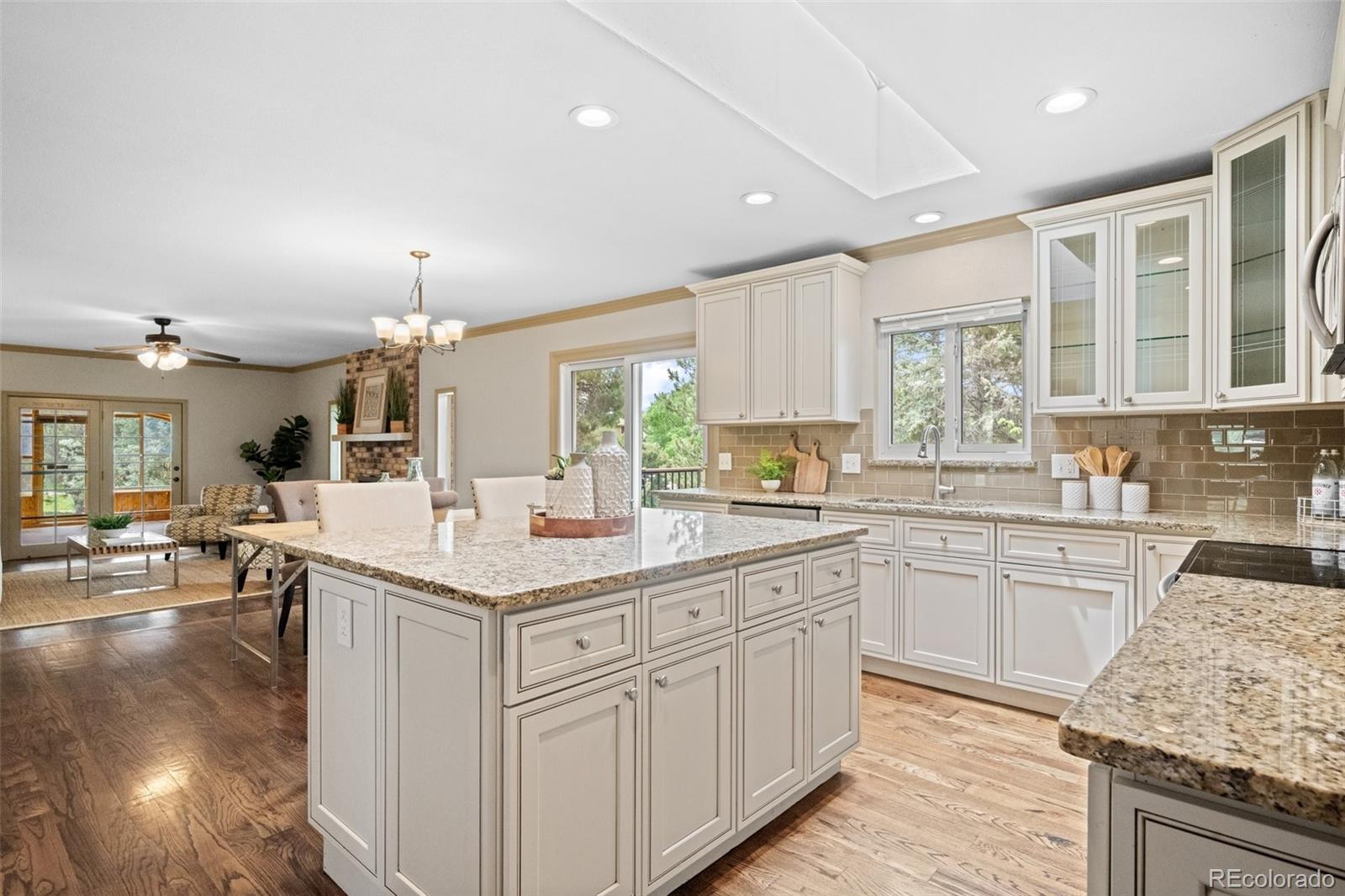 6901 Hillridge Place