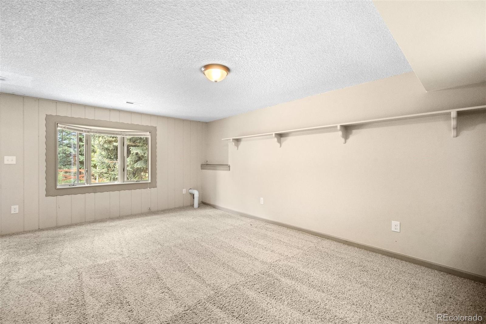 6901 Hillridge Place