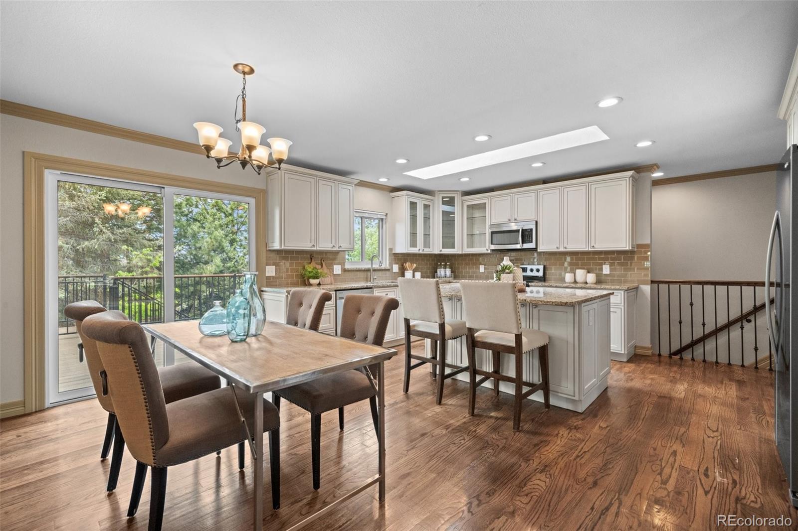 6901 Hillridge Place