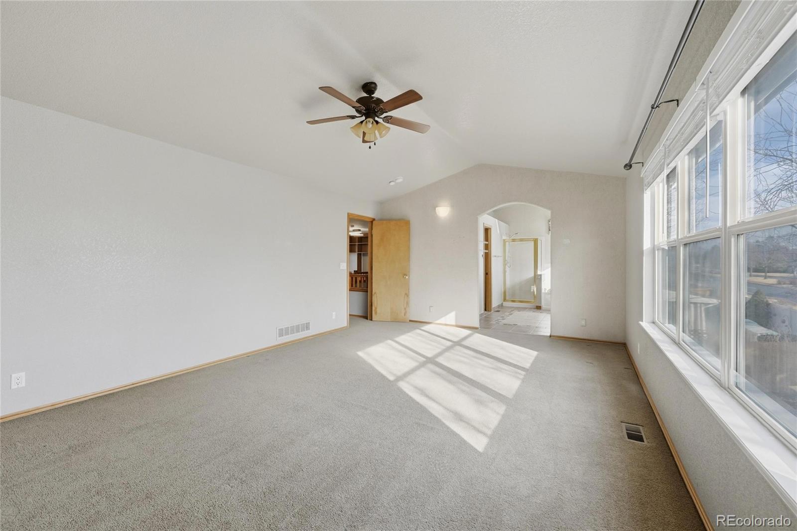 5022 Yates Circle
