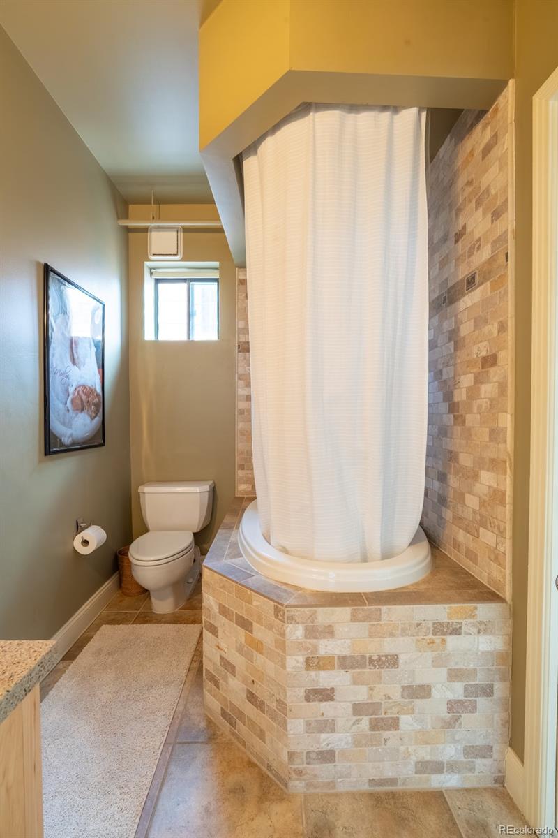 930 Acoma Street Unit: 301