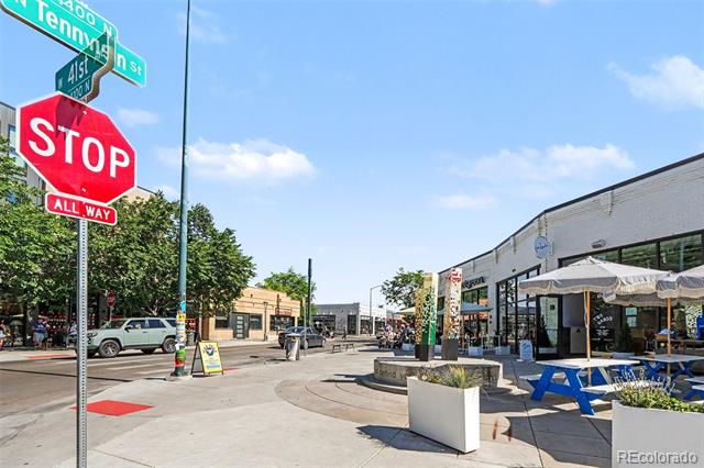 2240 W 56th Place