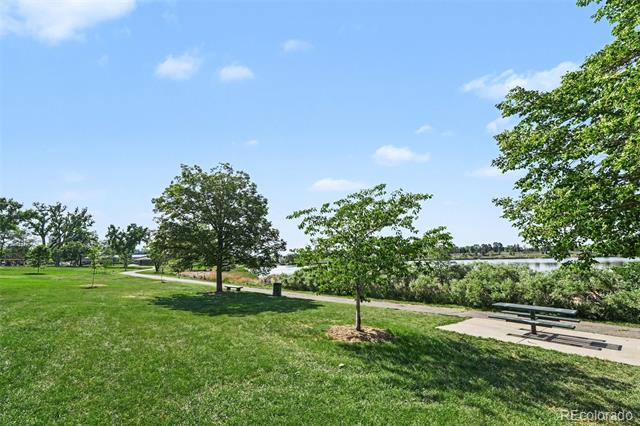2240 W 56th Place