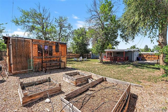 2240 W 56th Place