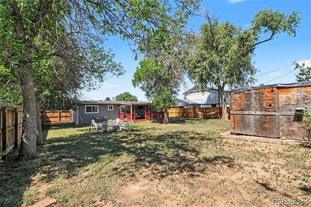 2240 W 56th Place