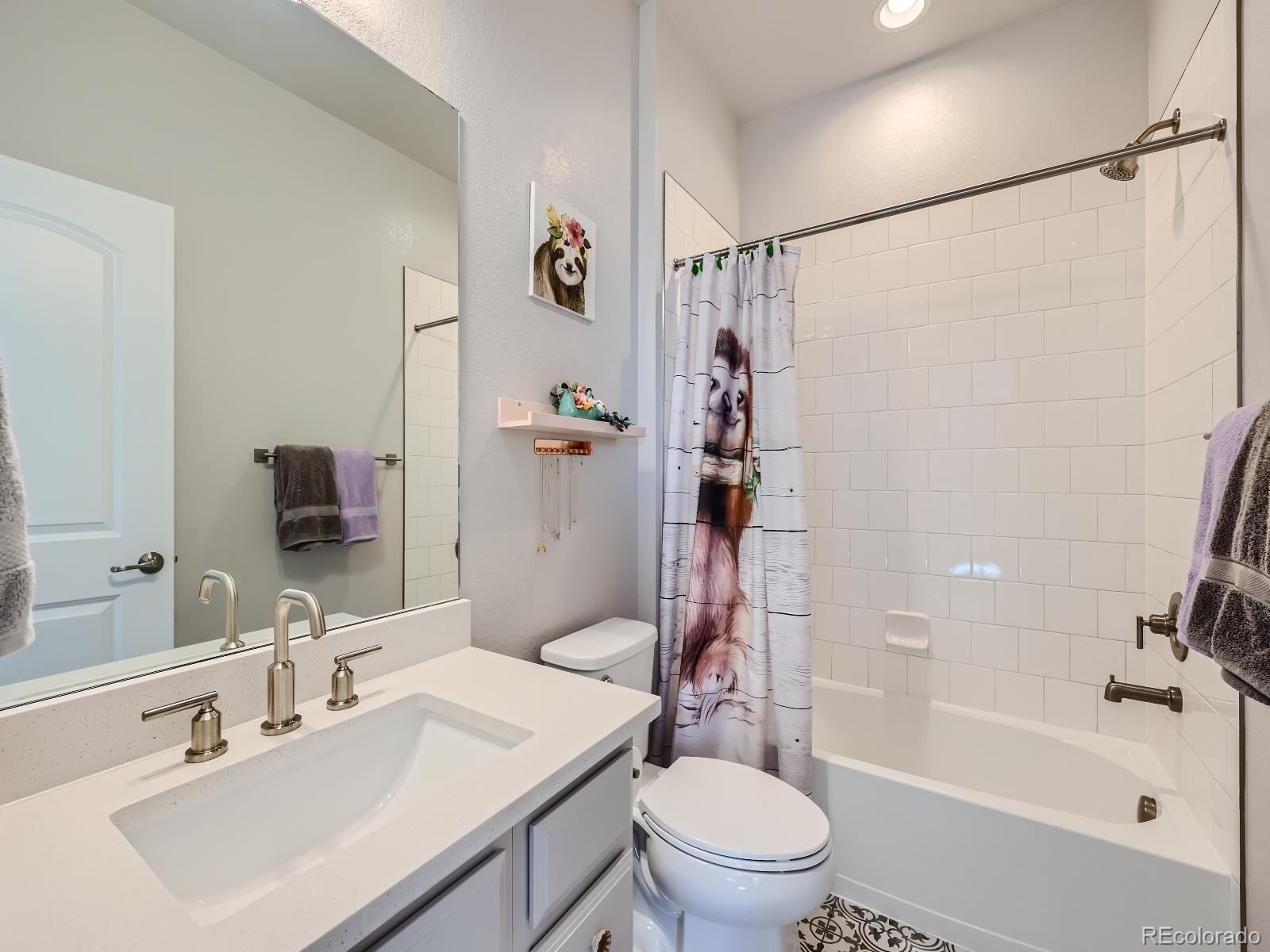 3345 Carabiner Street