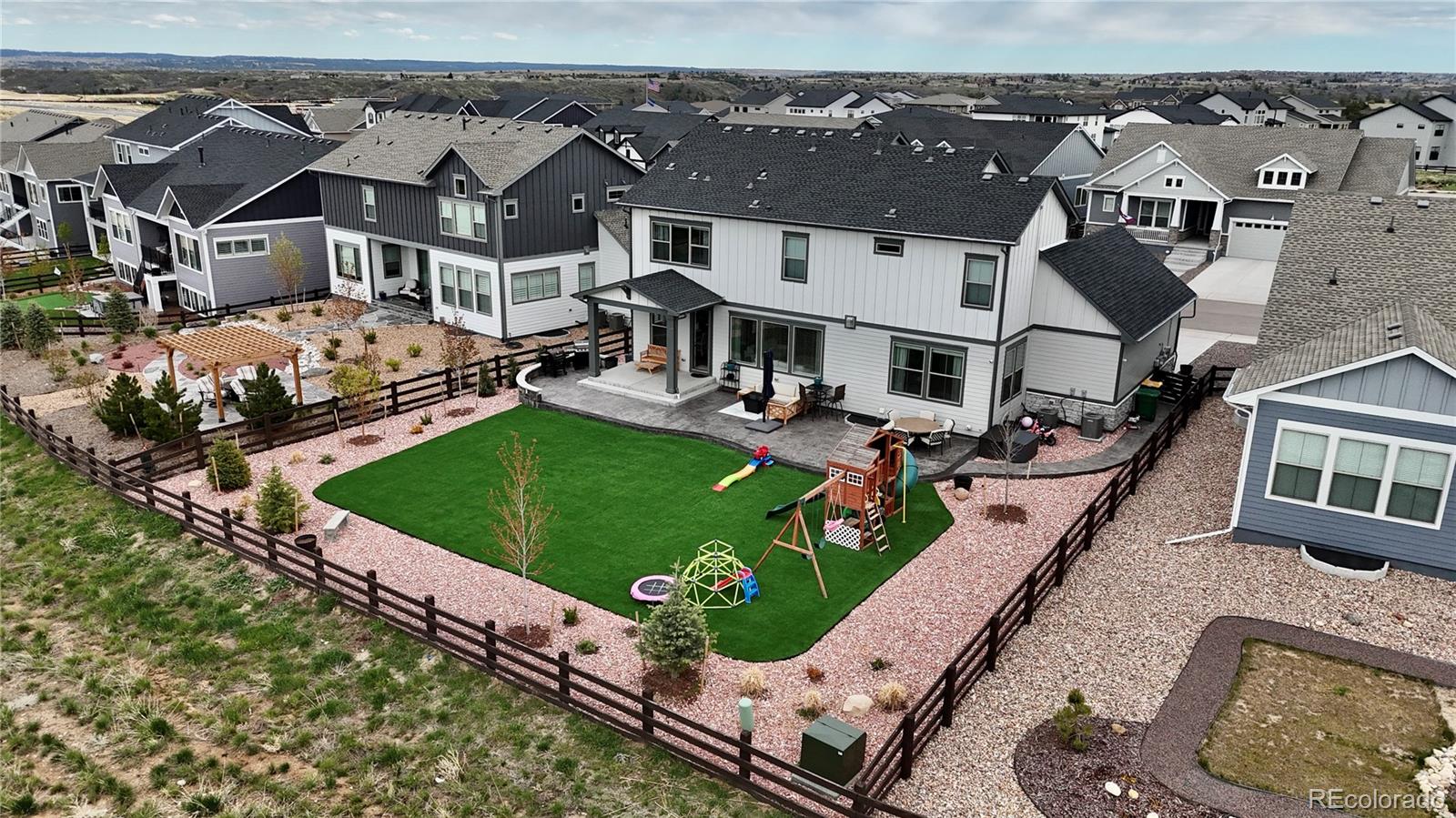 3345 Carabiner Street