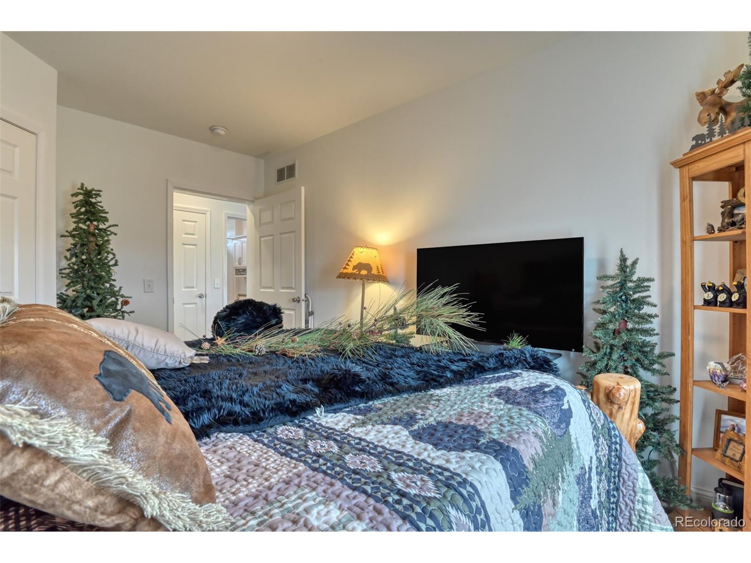 23850 Texas Longhorn Trl