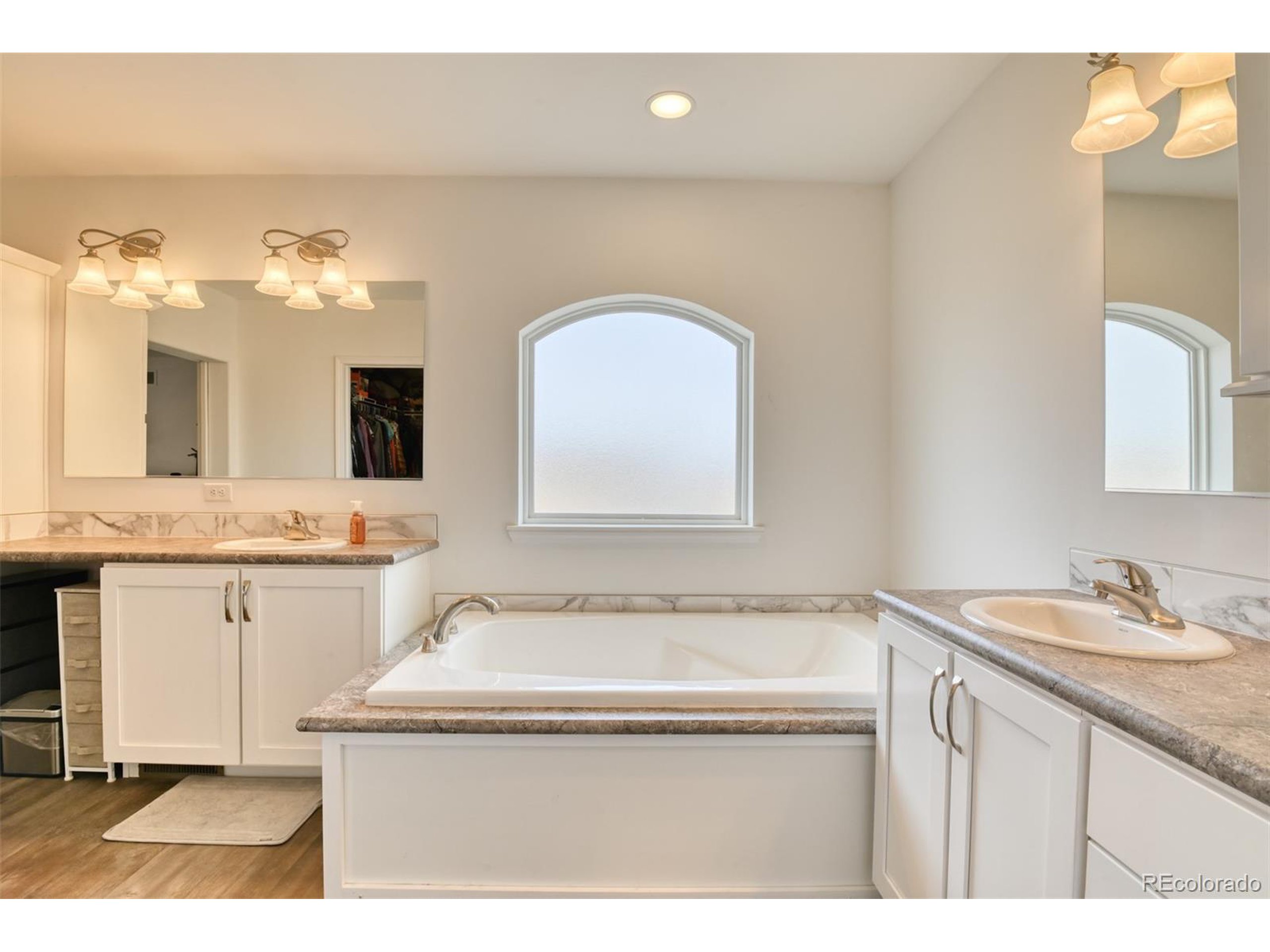 23850 Texas Longhorn Trl