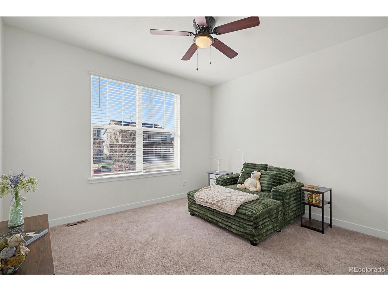 8248 S Yantley Ct