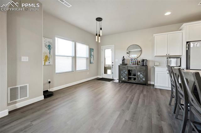 8295 Thedford Court