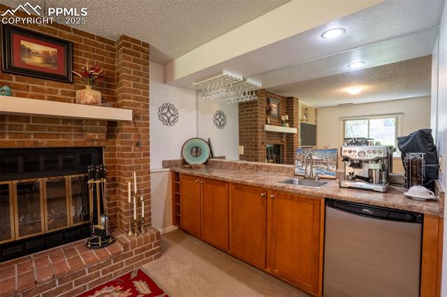 4255 Loch Lomond Lane