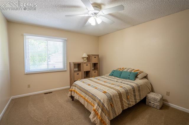 4255 Loch Lomond Lane