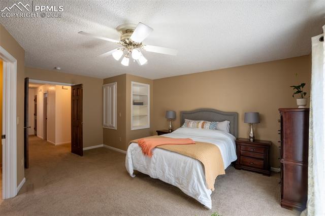 4255 Loch Lomond Lane