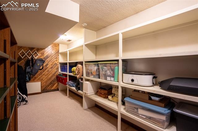 4255 Loch Lomond Lane