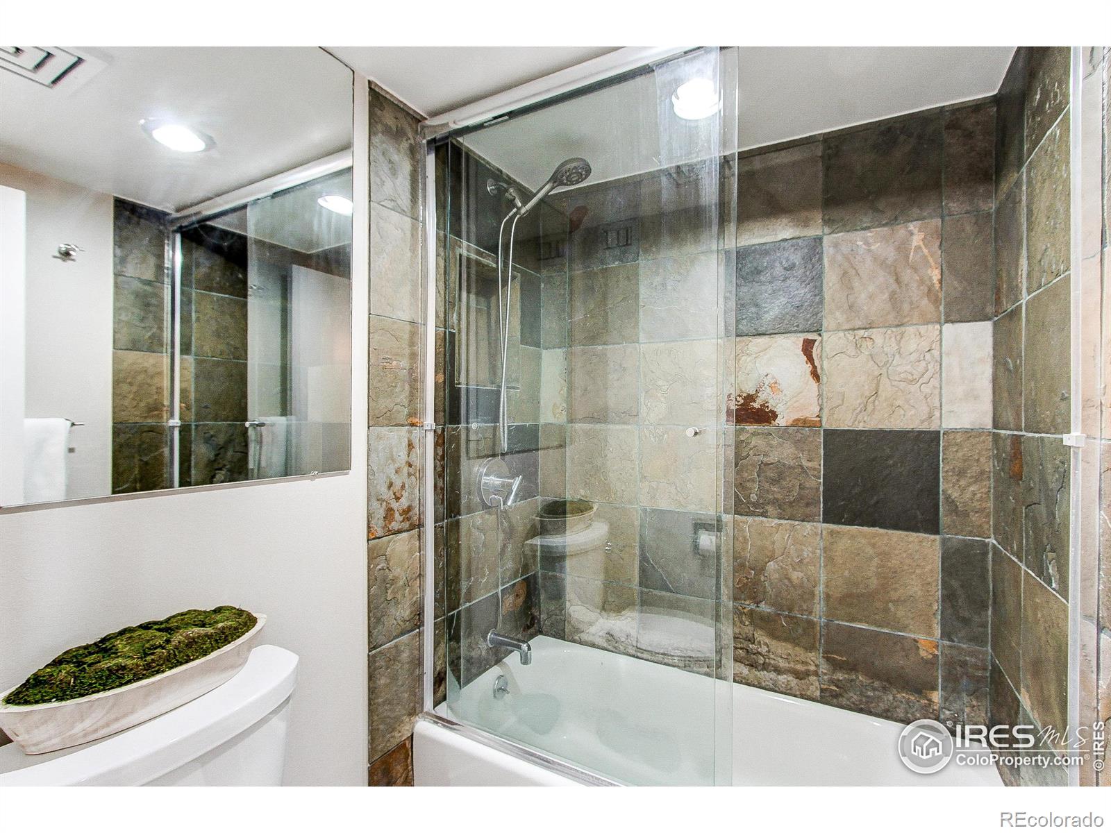 1777 Larimer Street Unit: 901