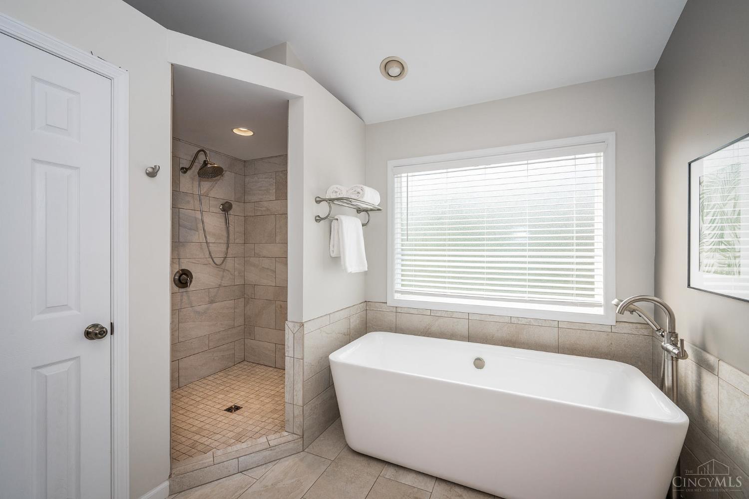 Vineyard Hills Dr | Anderson