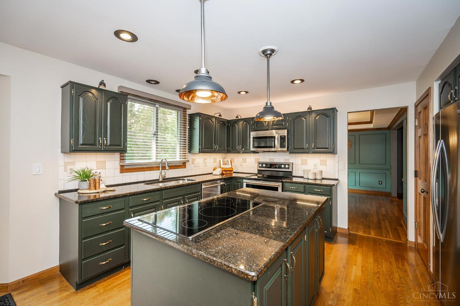 Vineyard Hills Dr | Anderson