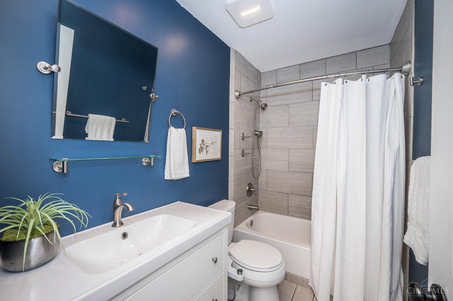 Vineyard Hills Dr | Anderson