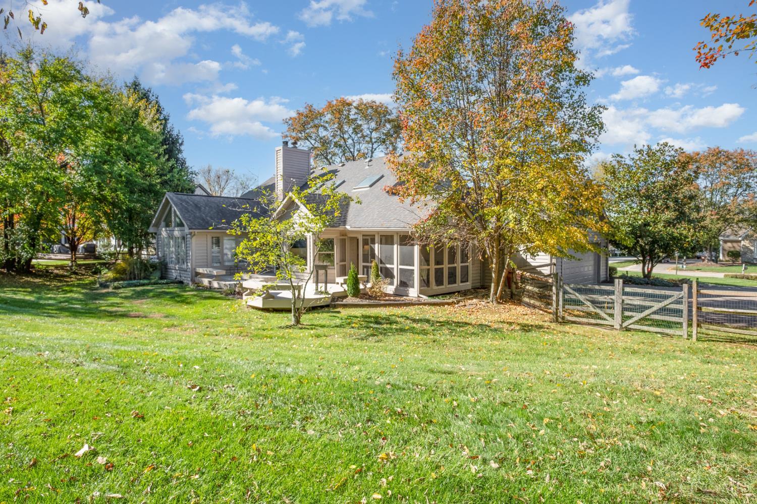 8126 Baywood Court