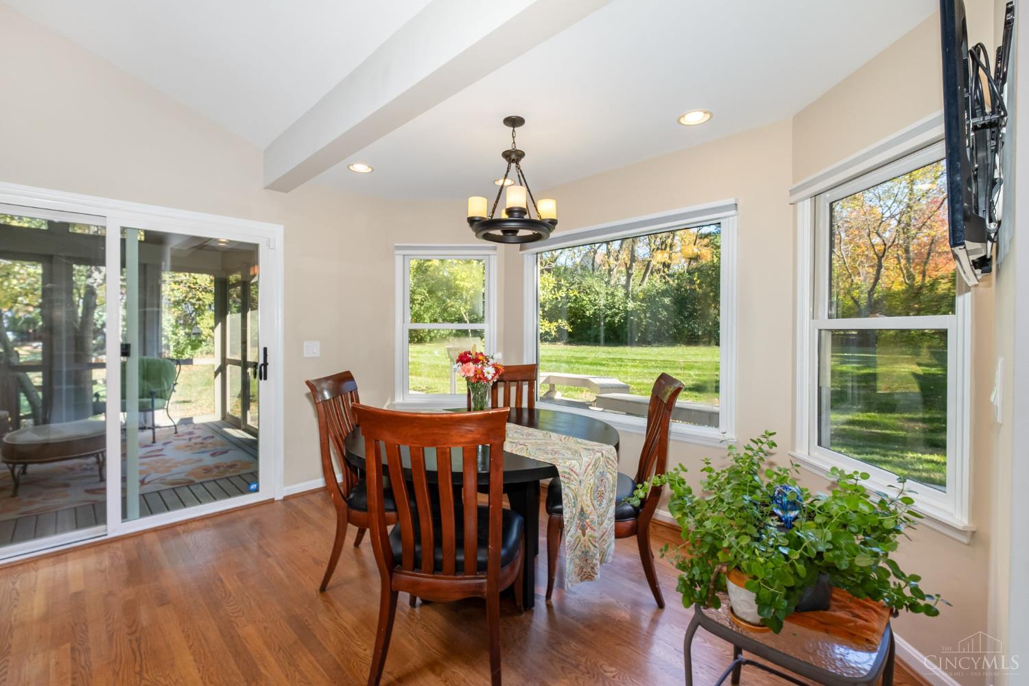 8126 Baywood Court
