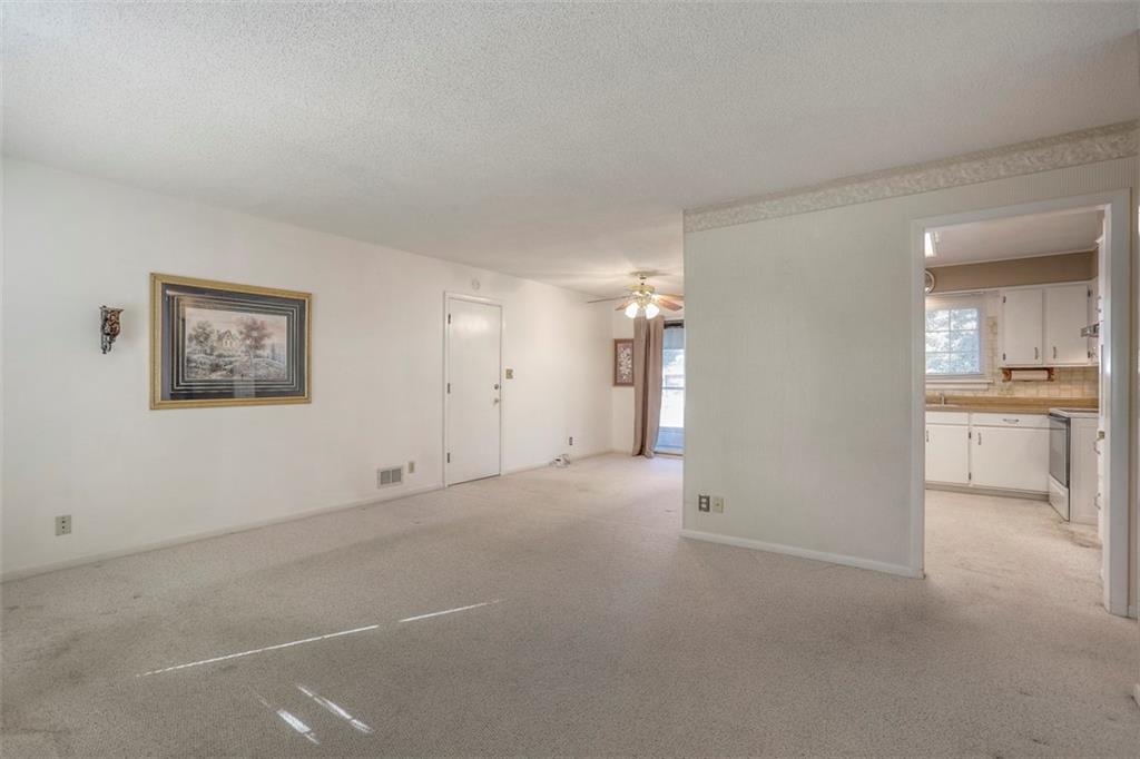 4020 S Kings Highway