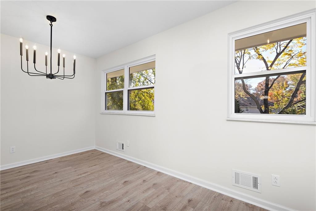 1600-1 SW Sunset Avenue