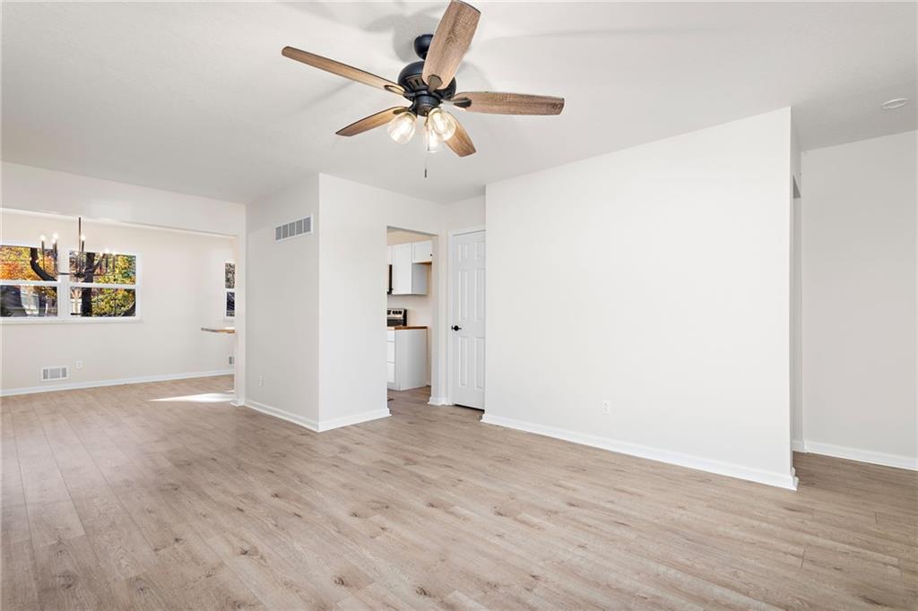 1600-1 SW Sunset Avenue