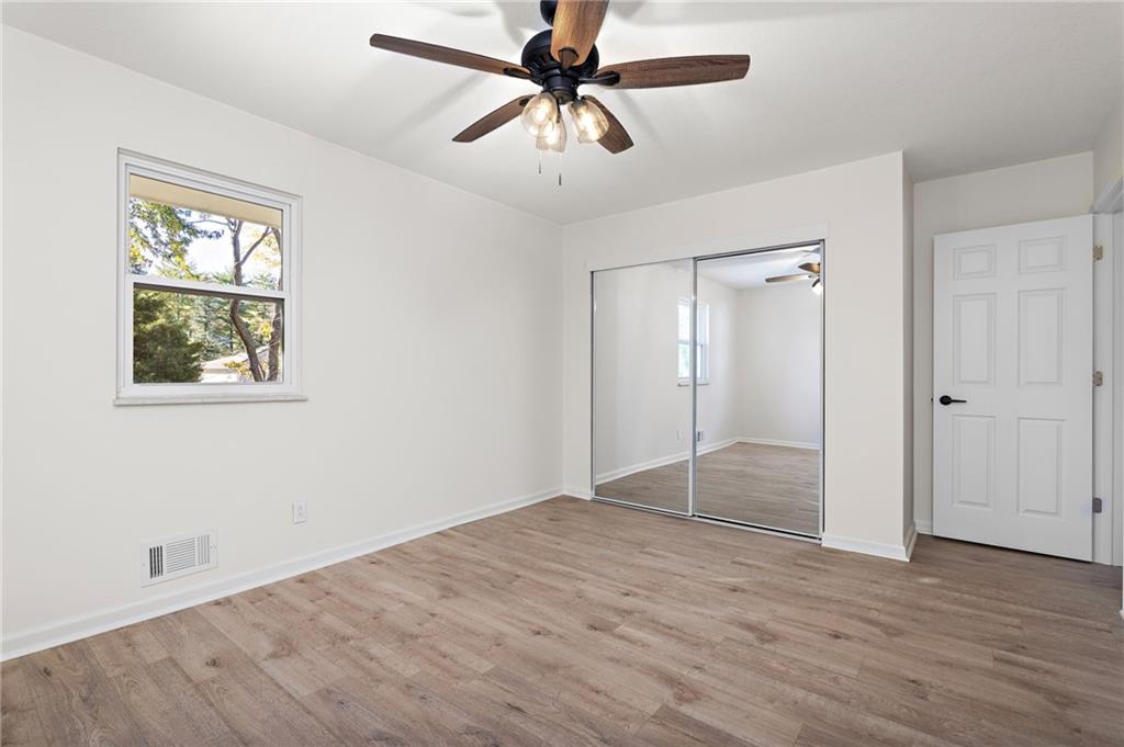 1600-1 SW Sunset Avenue