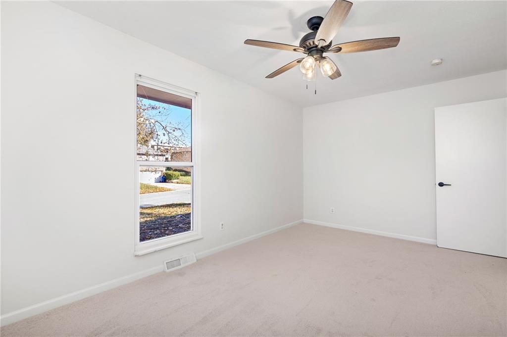 1600-1 SW Sunset Avenue