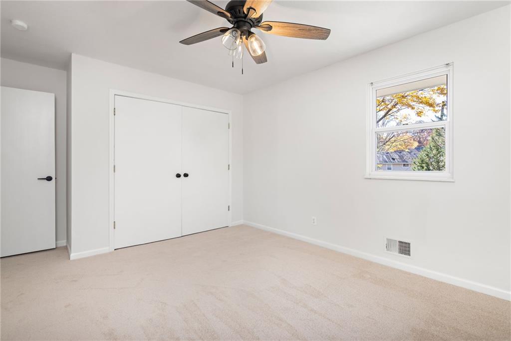 1600-1 SW Sunset Avenue