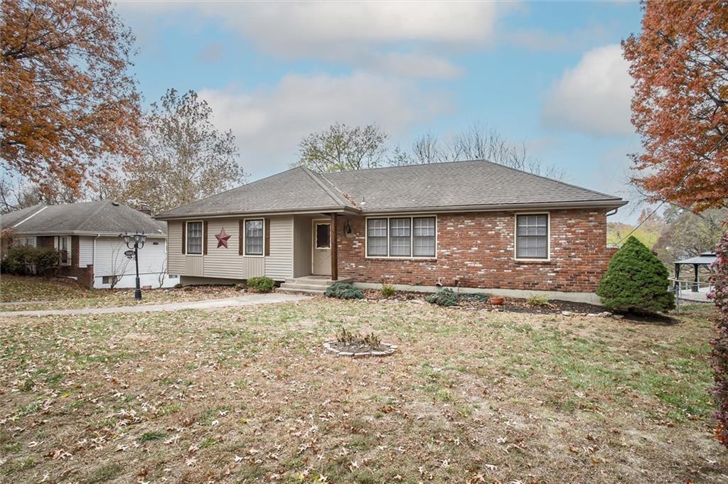 15513 E 45th Place