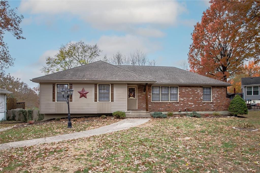 15513 E 45th Place